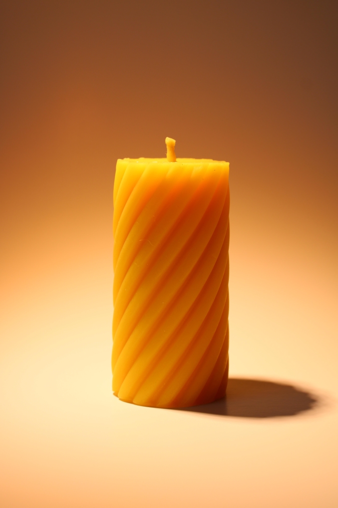 Bišu vaska svece Vītais cilindrs.