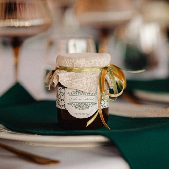 Medusbite.lv personalizētas dāvanas kāzu viesiem