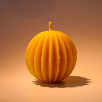 Bišu vaska svece Sīki rievotā bumba.